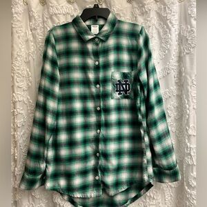 Norte Dame button down flannel size M in good condition